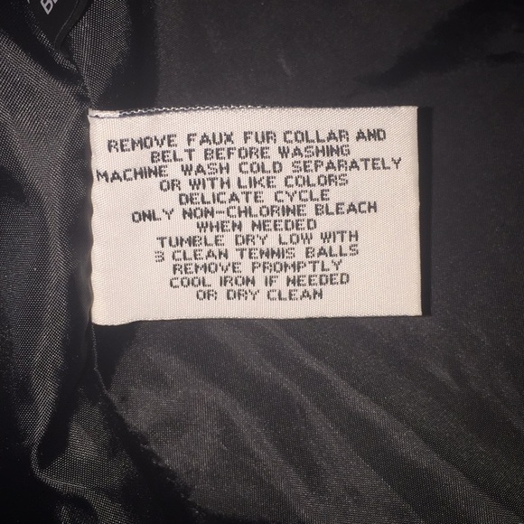 Kenneth Cole With removable Faux Fur Collar - Picture 7 of 8